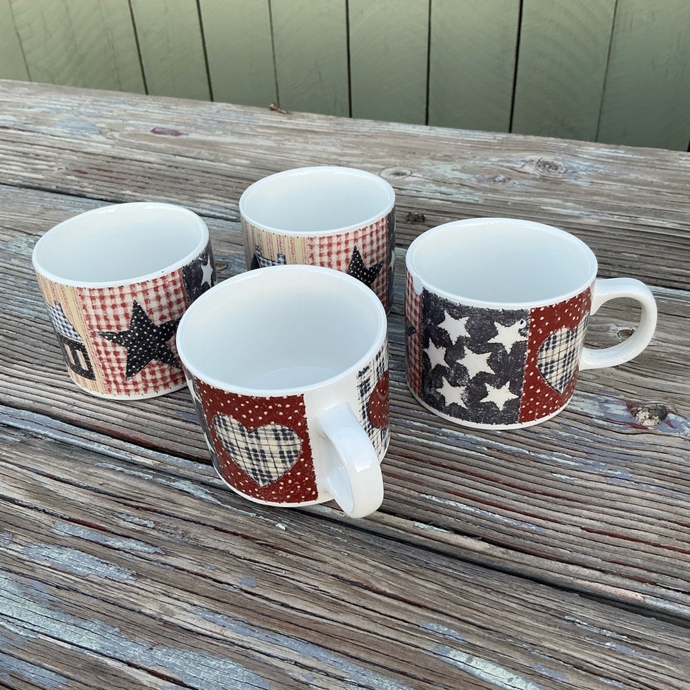 Majesticware By Oneida AMERICAN QUILT Set of 4 Coffee Cups Mugs AMERICANA